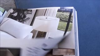 Méretes cickós nevelő anya kezelésbe veszi a dákót