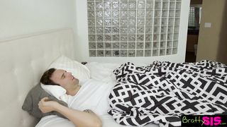 Perverz tini picsa a nevelő faterjával kúrel