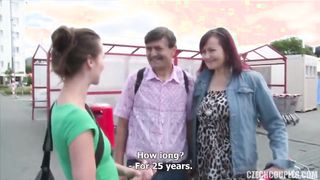 Idősebb pár közösül