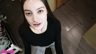 Tini hölgyemény lecumiztatva és megabszva