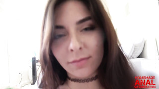 Keira Croft popsija rendesen megrakva
