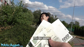 Ázsiai bombázó mami pénzért közösül