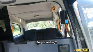 Fake Taxi - Sabien DeMonia a nagy cickós ribi