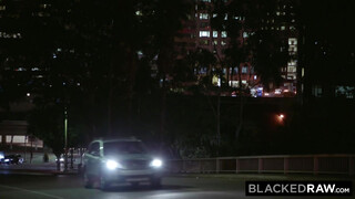 BlackedRaw - Avery Christy néger sráccal kúr