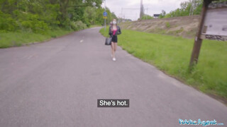 Public Agent - Mia Rose a hatalmas didkós tini spiné