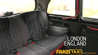 FakeTaxi - szűk pinájú nag didkós nőci