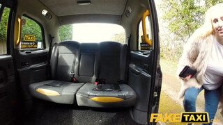 Fake Taxi - Méretes kannás világos szőke bekúrva