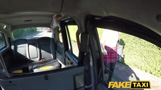 Fake Taxi - Kylie Nymphette a kurva fősulis hölgyemény