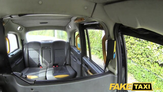 Fake Taxi - Eva Johnson szereti a méretes dákót