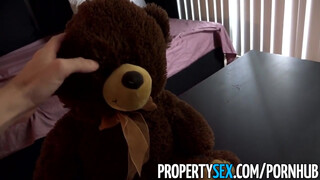 PropertySex - Morgan Lee alaposan bekúrva