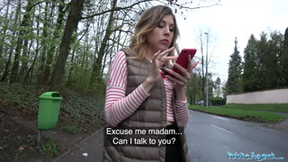 Public Agent - orosz kiscsaj a szabadban sem bánja