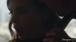 Deeper - Keisha Grey a hatalmas didkós fiatal picsa