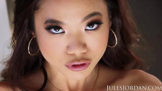 Jules Jordan - Vina Sky a fiatal japán bige
