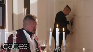 BABES - a billiárd asztalon kúrják meg a puncit