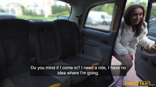 Fake Taxi - Vékony méretes tőgyes brazil csajszi
