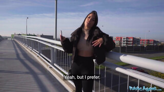 Public Agent - Megan Fiore a gyönyörű brazil kiscsaj