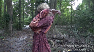 MoxieFilms - Hatalmas kannás hippi kiscsaj