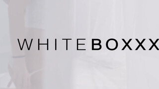 WhiteBoxxx - Tina Blade a kicsike tőgyes horvát lány