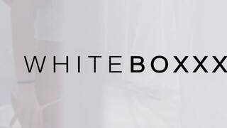 WhiteBoxxx - Liya Silver az igazán izgató csajszi