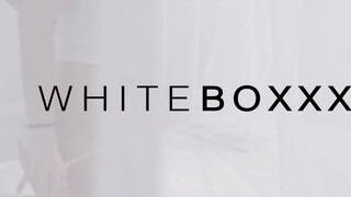 WhiteBoxxx - Luna Corazon a szenvedélyes latina csajszi