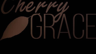 Cherry Grace a méretes tőgyes barátnő