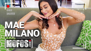 MOFOS - Mae Milano muffja megbaszva durván