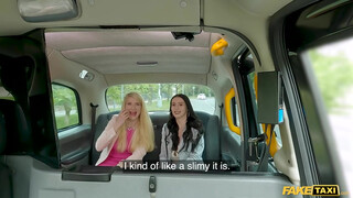 Fake Taxi - Nelly Kent és Vanessa Hillz kezelésbe veszik a méretes dákót