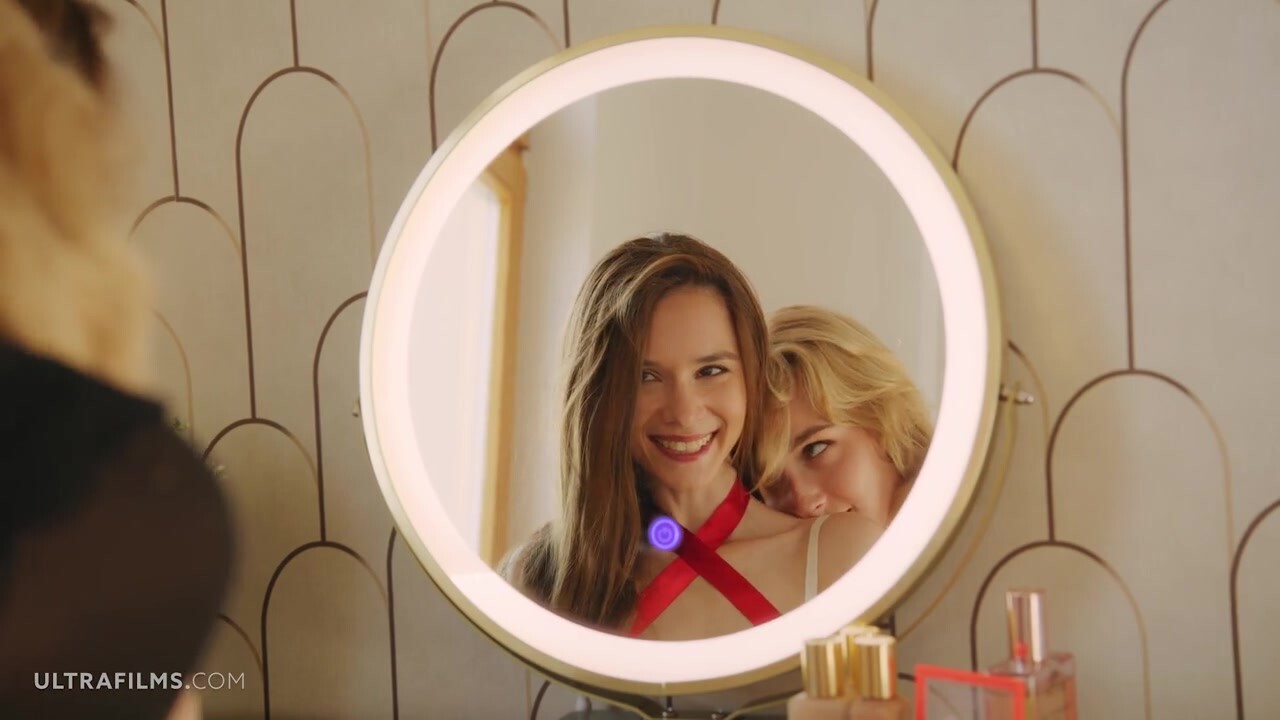 Dupla kanos csaj leona mia és kelly collins oboázzák egymás punciját