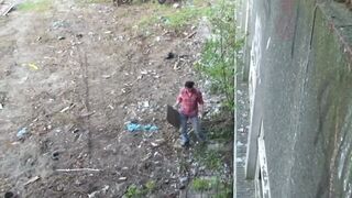 Krissy Kage barna hajjal keményen baszva az elhagyott épületben